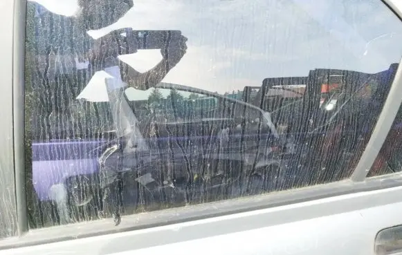 Peugeot 406 Rear door window glass