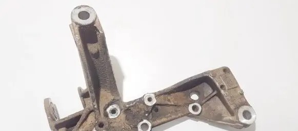 Skoda Octavia Mk2 (1Z) Front lower control arm/wishbone