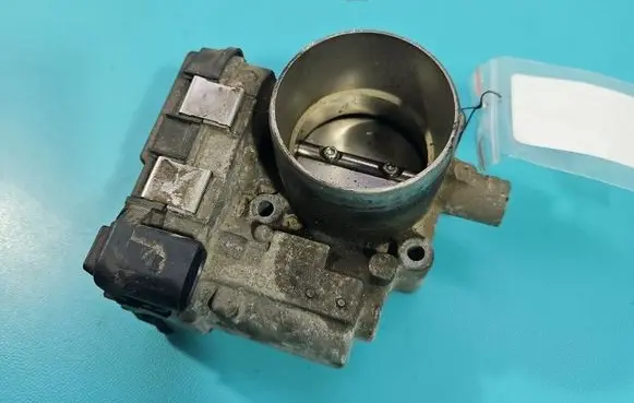 Volkswagen PASSAT B8 Throttle body valve 03F133062B IMPRK1531794
