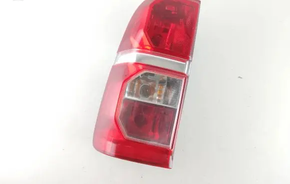 Toyota Hilux (AN10, AN20, AN30) Rear/tail lights