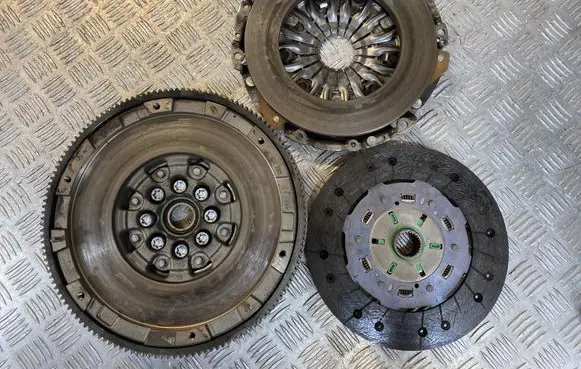 Mercedes-Benz B W246 W242 Clutch set kit A0262500501 A6510303305