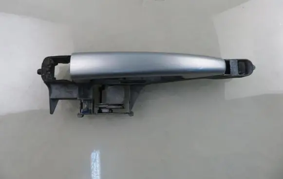 Citroen Berlingo Front door exterior handle 