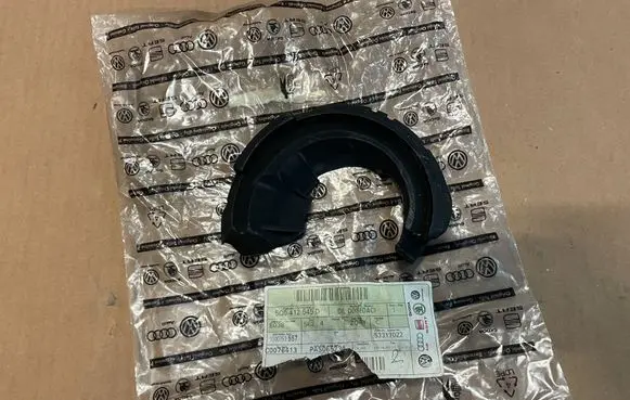 Skoda Octavia Mk3 (5E) Front coil spring rubber mount 5Q0412545D