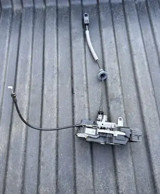 Volvo S90, V90 Front door lock 31462456 A113691 C70275100
