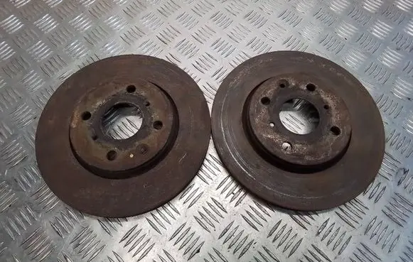 Toyota Aygo AB10 Front brake disc
