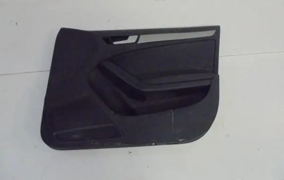 Audi A5 8T 8F Front door card panel trim 811091060