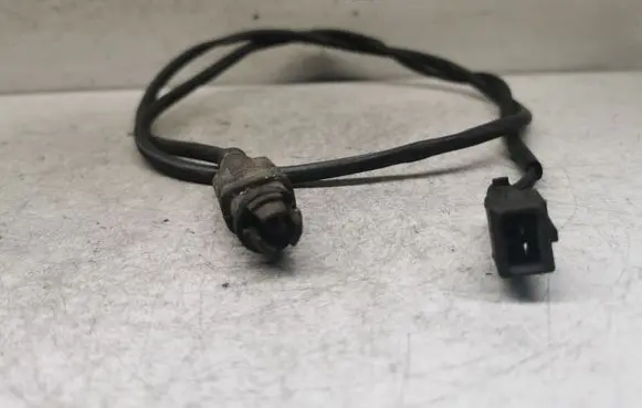 Audi A4 S4 B5 8D Outside/external air temperature sensor 8D0820535