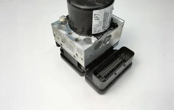 Chevrolet Captiva ABS Pump 95112928 25021219754