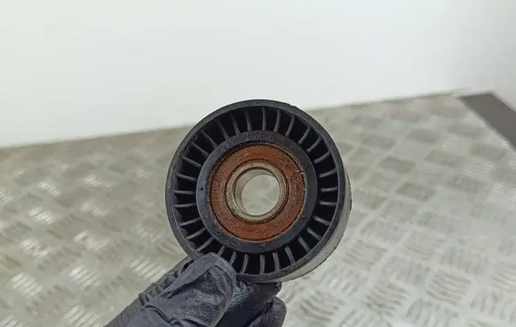 Jeep Wrangler Belt tensioner pulley 6203LAX30