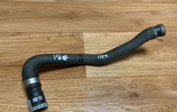 Volvo V70 Engine coolant pipe/hose 6G9118K497LA