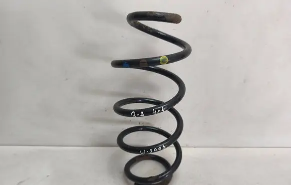 Audi Q3 8U Front coil spring