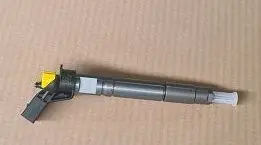 Mercedes-Benz S W221 Fuel injector 0445115015T