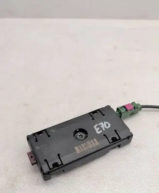 BMW X5 E70 Aerial antenna amplifier 6933327 108196410
