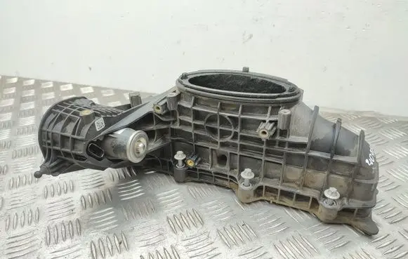 Mercedes-Benz A W176 Intake manifold A6510900037