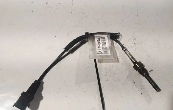 Opel Zafira B Exhaust gas temperature sensor 