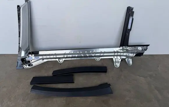 BMW 7 G11 G12 Rear door interior light 7469542 GZ130Z