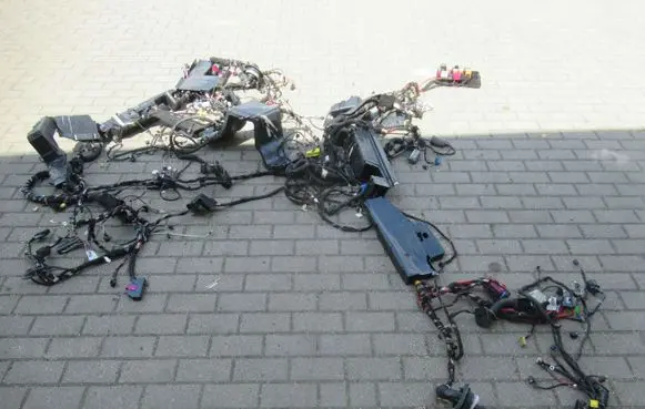 Mercedes-Benz E W213 Positive wiring loom 