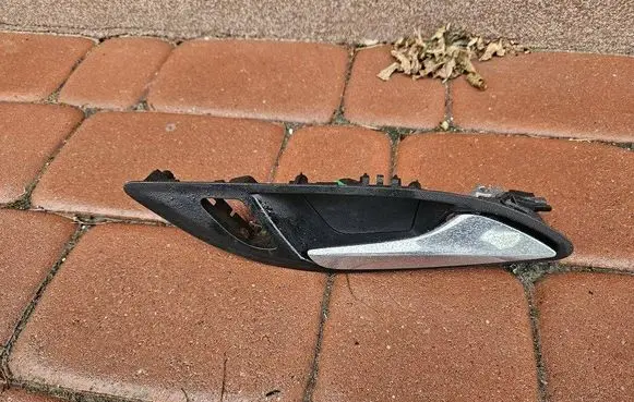 Opel Insignia B Front door interior handle OPELCZESCI.com-G92
