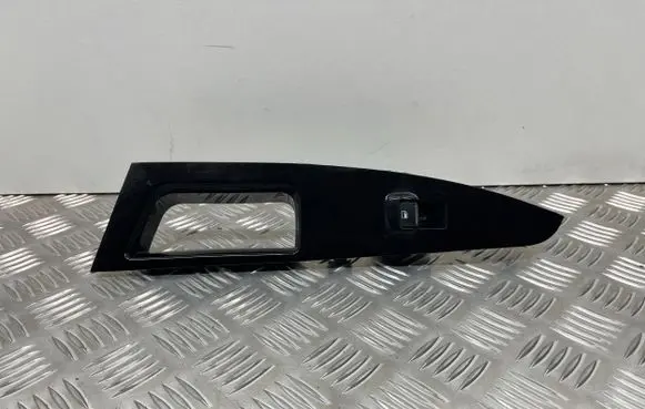 Ford Fusion II Electric window control switch DS7314A568B