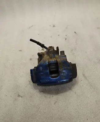 Volvo XC70 Front brake caliper