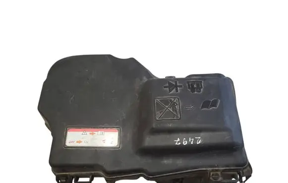 Citroen C5 Fuse box set 9687677280