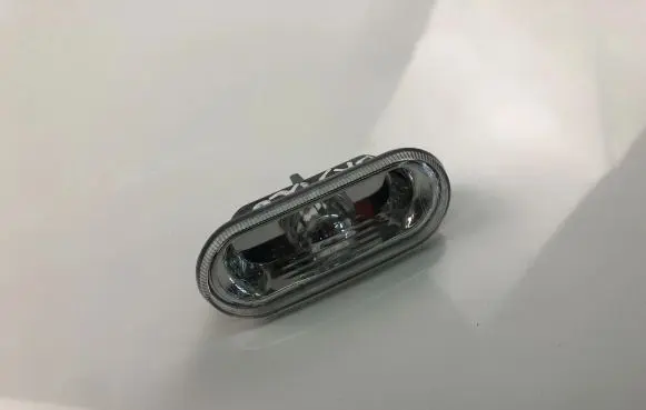 Volkswagen Lupo Front fender indicator light 1J0949117