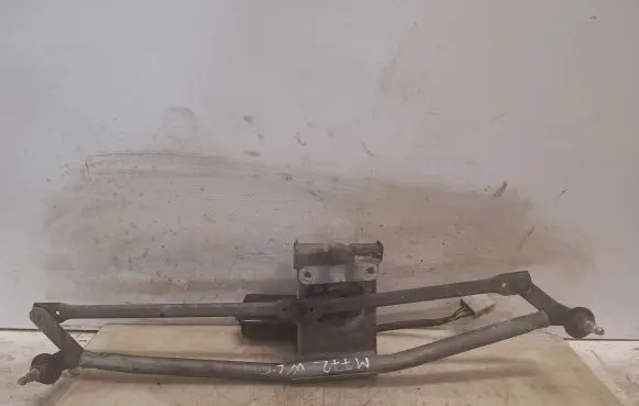 Volkswagen II LT Front wiper linkage and motor 0390241345