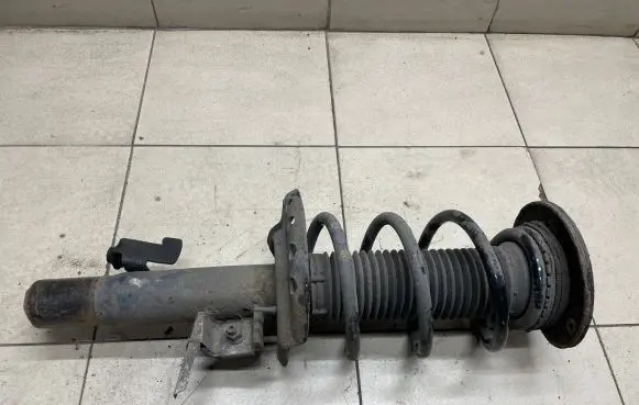 Volvo V60 Front shock absorber with coil spring
