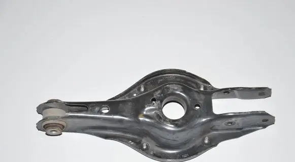 BMW 1 F20 F21 Rear upper control arm/wishbone 6792541
