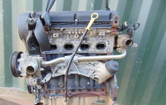 Opel Insignia A Engine head 