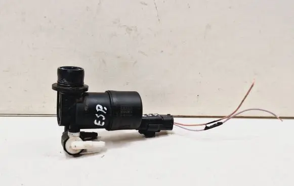 Windscreen/windshield washer pump