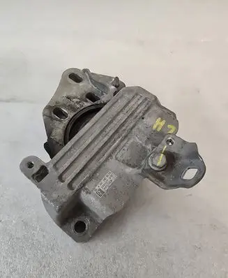 Mercedes-Benz A W177 Engine mount bracket A2472403200