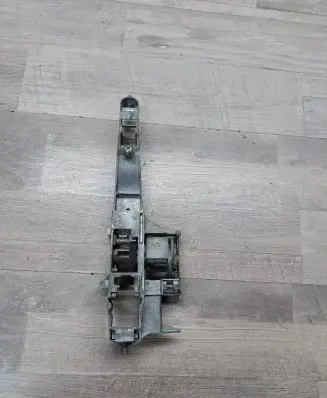 Peugeot 207 Front door coupe exterior handle/bracket 9680168680 050407E9B