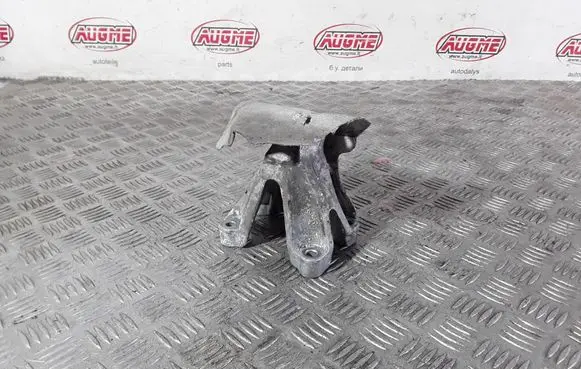 Audi Q5 SQ5 Engine mounting bracket 8K0199307