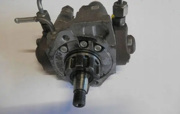 Subaru Legacy Fuel injection high pressure pump 294000076020D