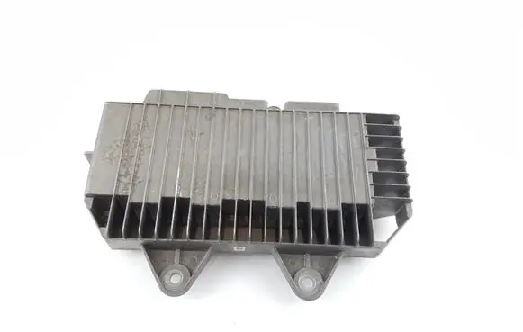 Porsche Cayenne (92A) Sound amplifier 7L5035465 720411200505