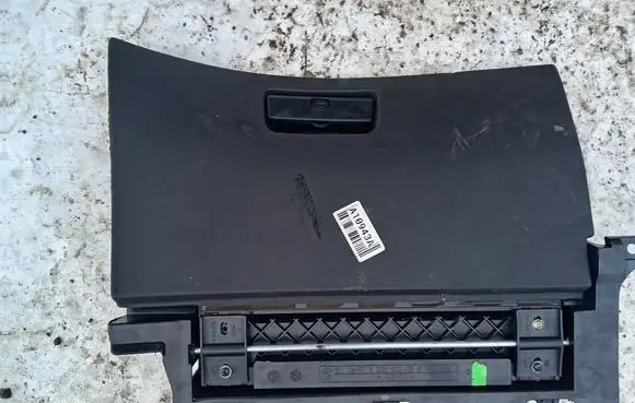 BMW 3 E46 Glove box 51.168196111 51.16-8196111