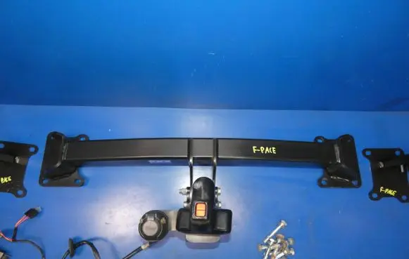 Jaguar F-Pace Tow bar set 55R0111359 175KG 55013