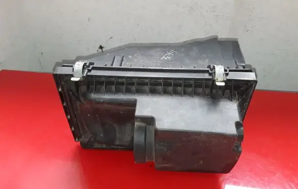 Dodge Caliber Air filter box 04891820AD