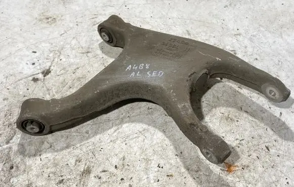 Audi A4 S4 B8 8K Rear upper control arm/wishbone 8k0505312j
