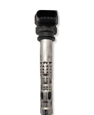 Volkswagen Scirocco High voltage ignition coil 06F905115F 12429ESM L1C36C
