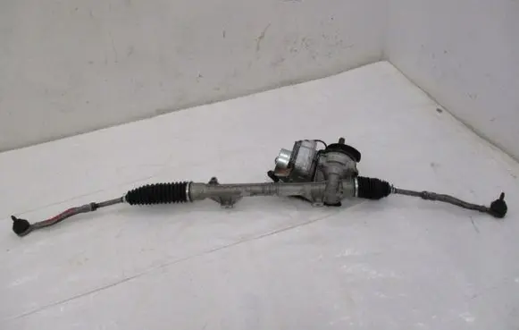 Peugeot 208 Steering rack 6820000190