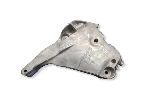 Volkswagen Golf VIII Engine mounting bracket 06Q199354C