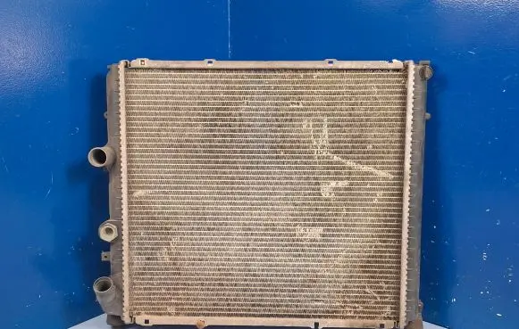 Renault Kangoo I Coolant radiator 863491J 7700312858A