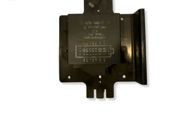 Mercedes-Benz Vito Viano W638 Other relay 898969000