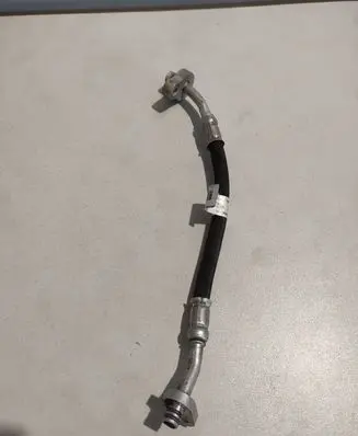 Jaguar E-Pace Air conditioning (A/C) pipe/hose HJ3219E932AB