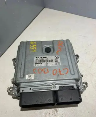 Volvo C70 Engine control unit/module 30771550AB 1039S18372 0281012103