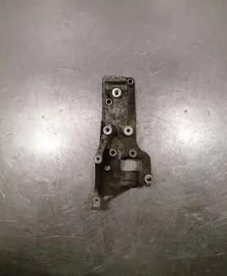 Mitsubishi ASX Engine mounting bracket 1801A070