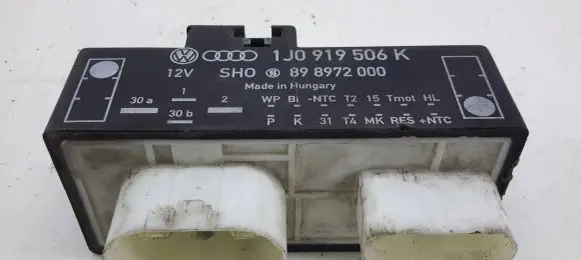 Volkswagen PASSAT B5.5 Other relay 1J0919506K 898972000