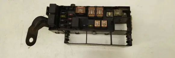 Subaru Forester SF Fuse box set 82231FC002 109203
